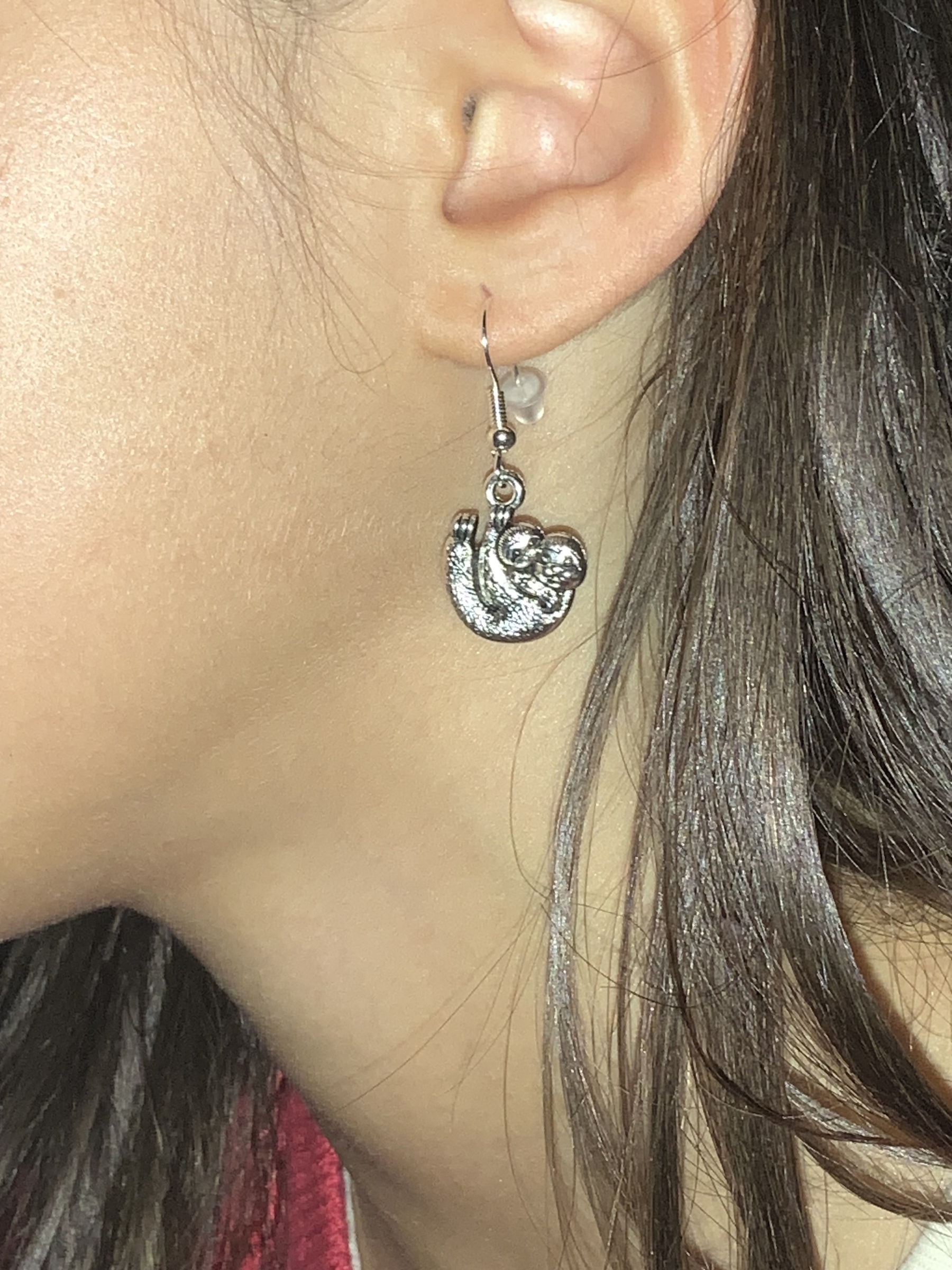  Look at my new sloth 🦥 earrings like 👍 the other photos.